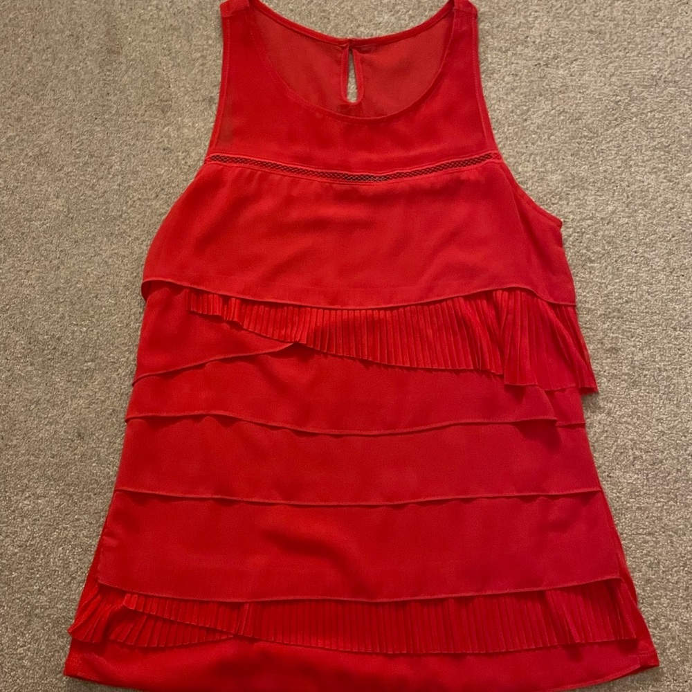 Express Tank Top - Picture 2 of 4